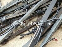 BARBED WIRE FLOGGER No Suede