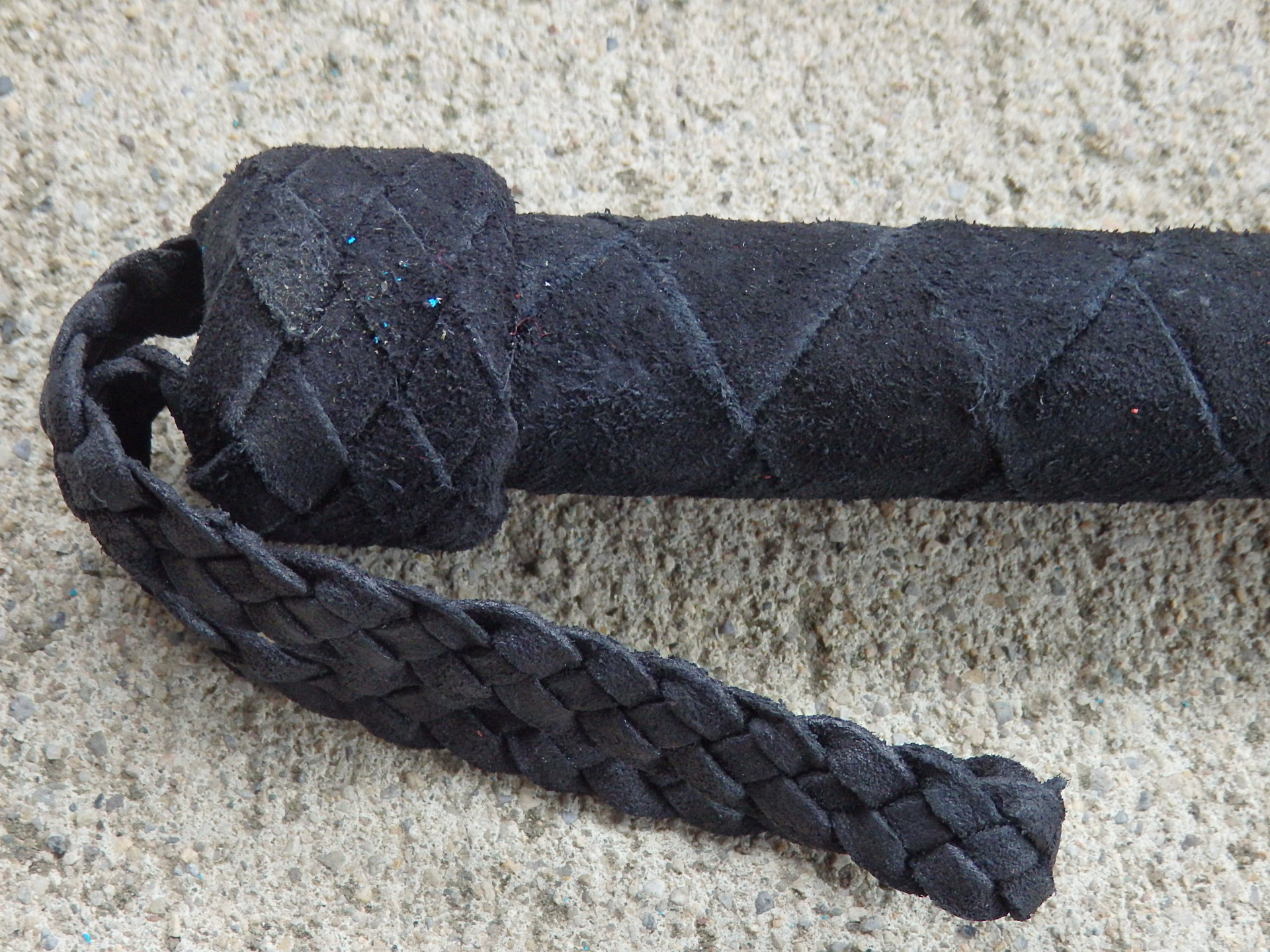 LONG WHIP