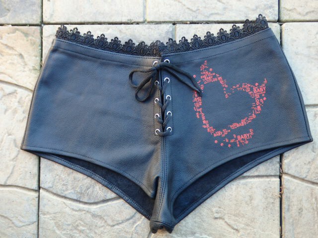 LEATHER PANTY
