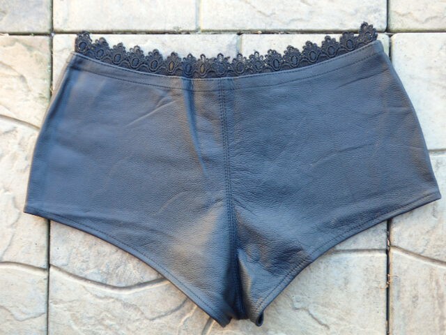LEATHER PANTY