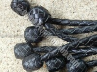 BALL PLAITED FLOGGER