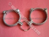 METAL SHACKLES